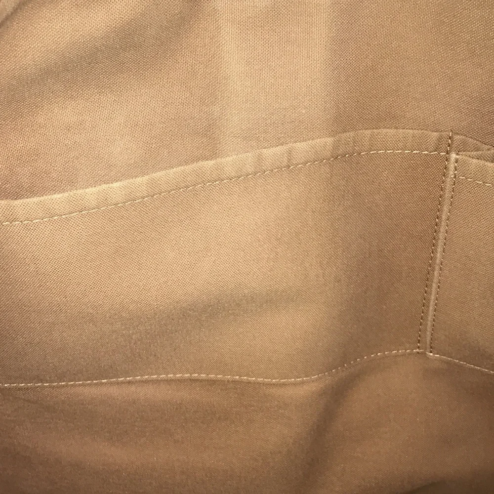 ✨ ZIPPERED ✨ EXTRA LARGE LOUIS VUITTON TOTE - Picture 12 of 14